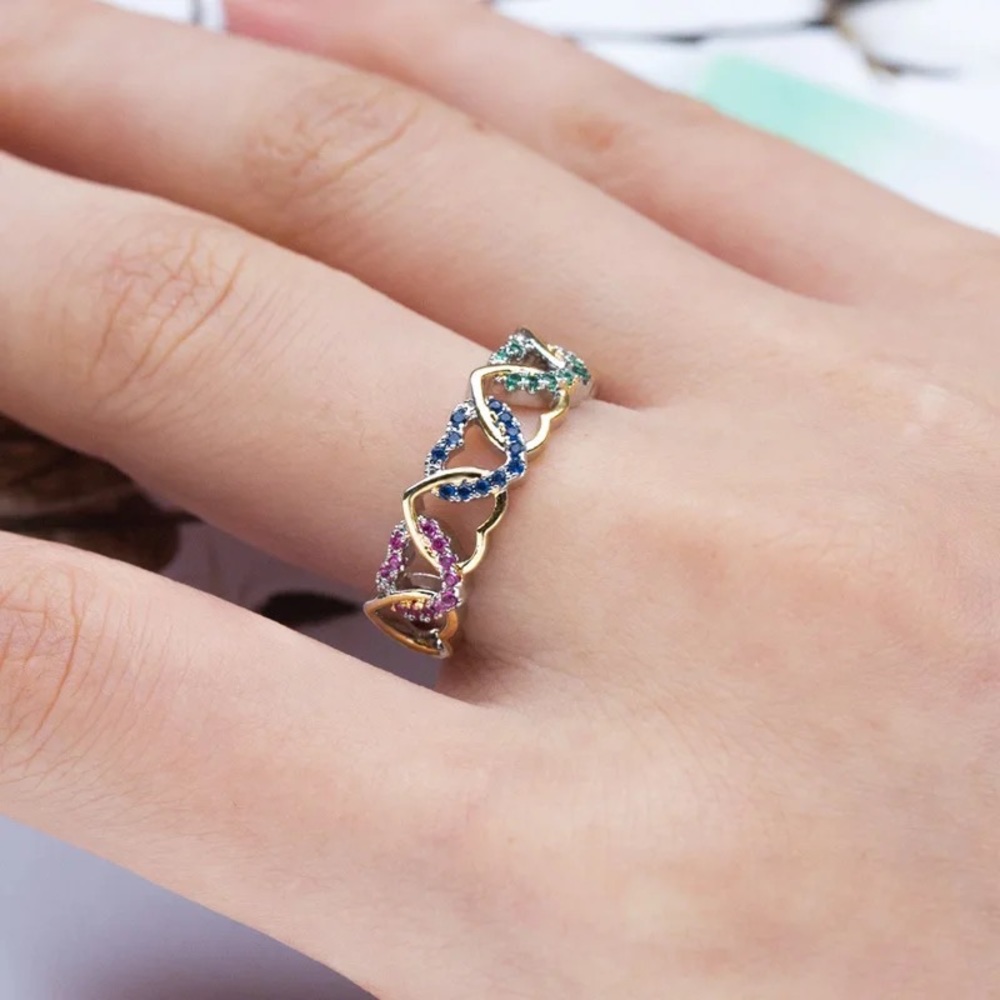 New Women’s 925 Silver Beautiful Connected Hearts Diamond Ring - Picture 2 of 2